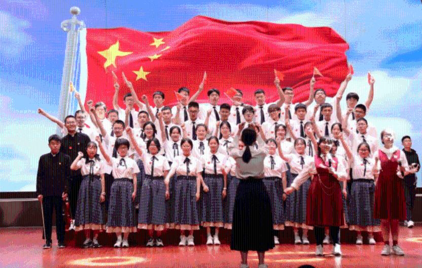 为什么那么多人考取美甲师​证书呢？让我们一起揭开其中的秘密！