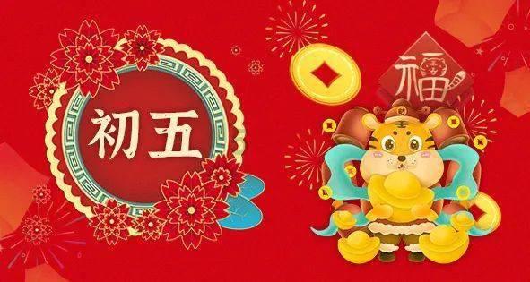 2女生穿汉服乘坐公交车,被一同车女子不停辱骂:“看她不顺眼”