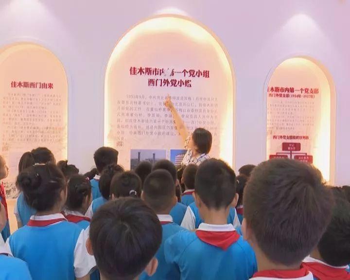 为啥会有左撇子？左右利手可能会是你在娘胎吃手手的习惯真的假的